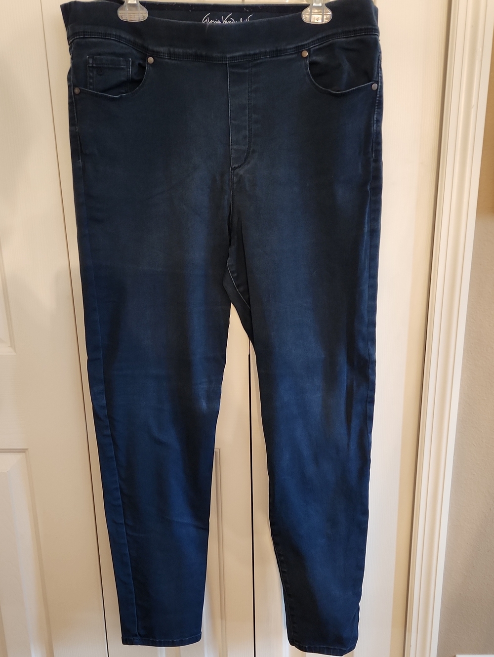 Gloria Vanderbilt Women"s Navy Skinny Stretch Jeans, Size 16